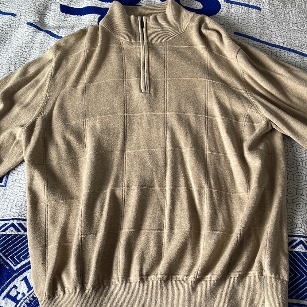 Vintage tan Van Heusen Sweater Size XL